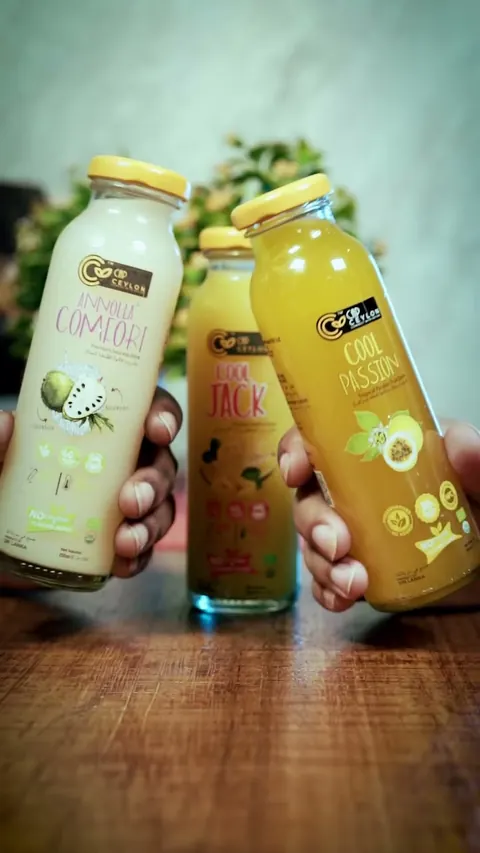 Juice bottle product photography